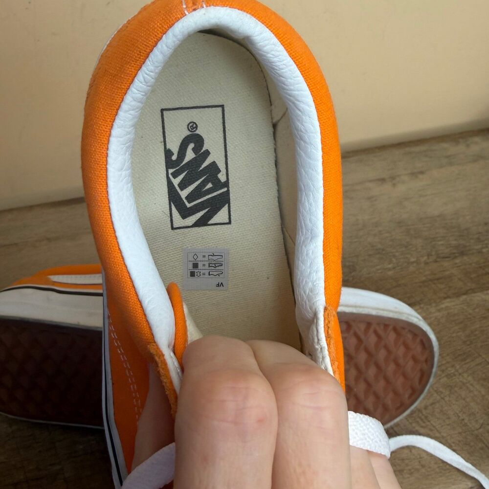 Vans Old Skool Unisex Men’s Size 8.5 Women’s Size 10 Tiger Orange & White shoes - Picture 7 of 8